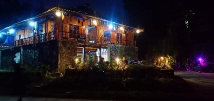 Du Gia Nalien View Homestay Làng Cac Eksteriør bilde